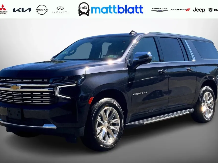 2023 Chevrolet Suburban Premier photo 1