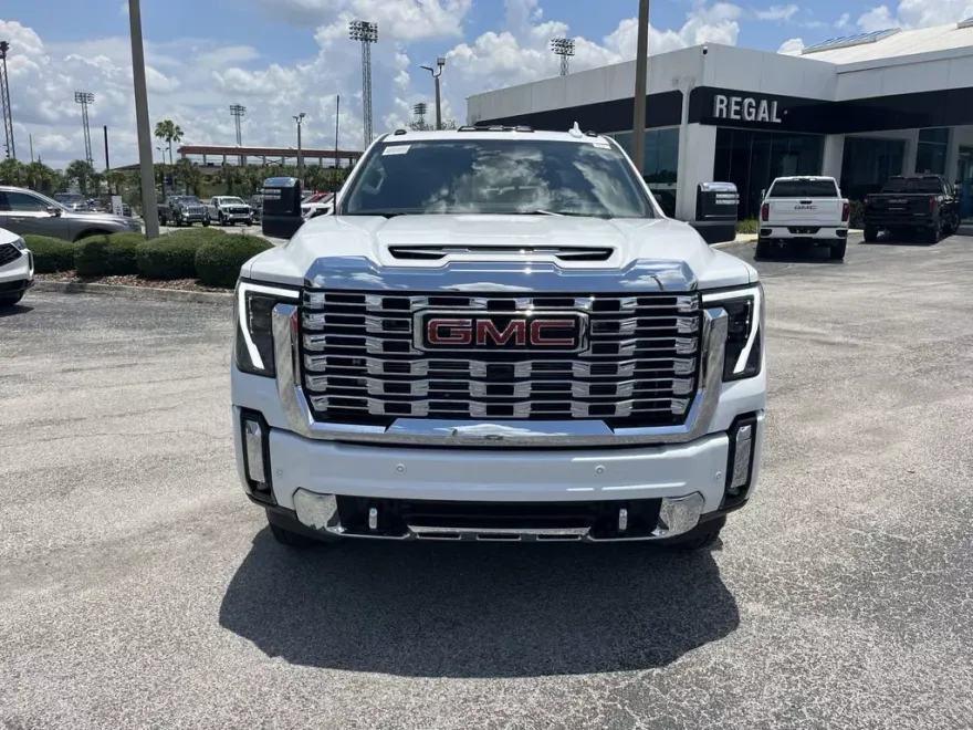 2025 Gmc Sierra 3500 HD Denali photo 1