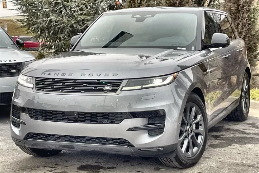 2025 Land Rover Range Rover Sport SE photo 1