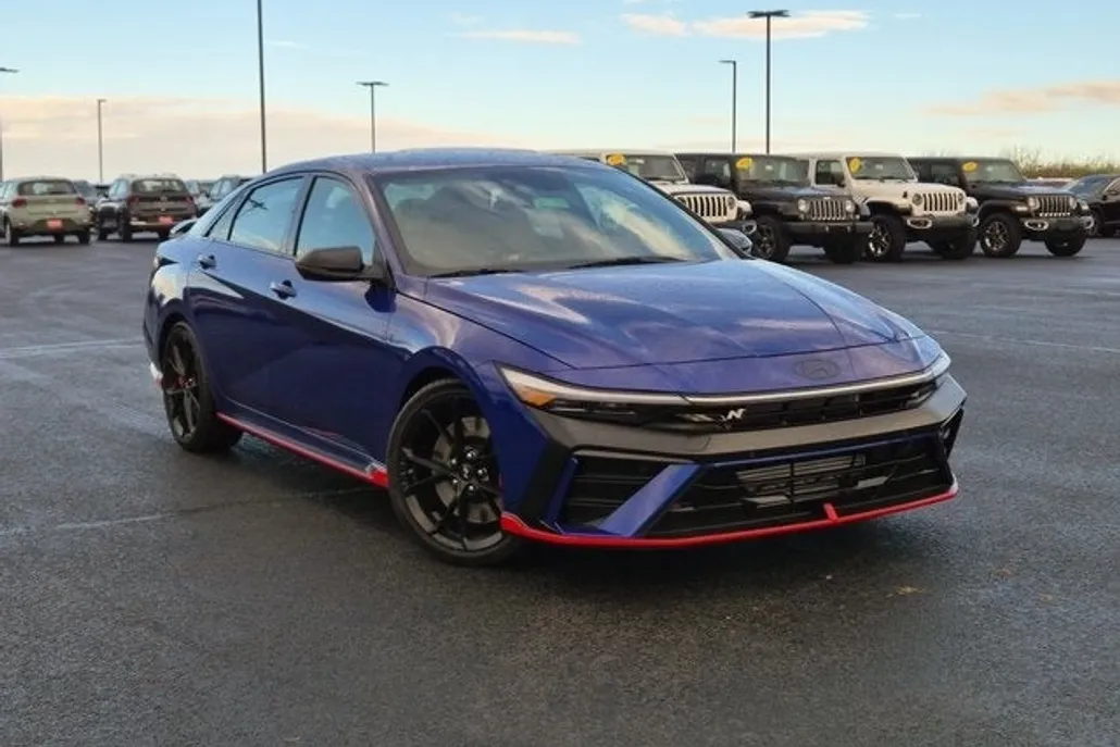 2025 Hyundai Elantra N photo 1