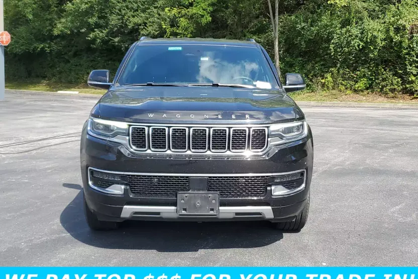 2023 Jeep Wagoneer L Series II photo 1