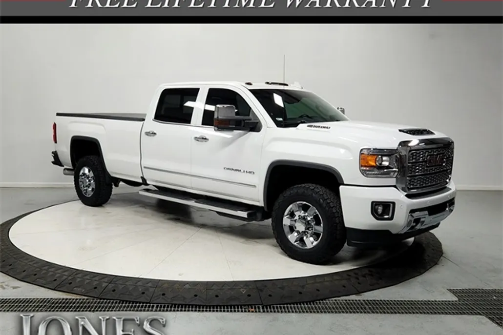 2019 Gmc Sierra 3500 HD Denali photo 1