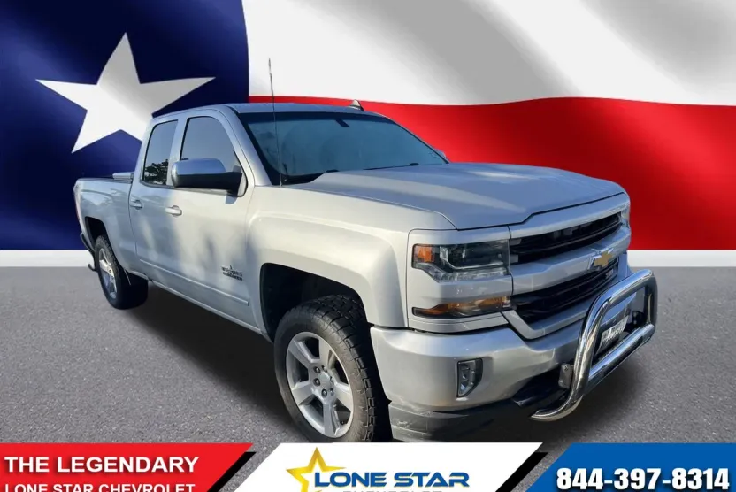 2017 Chevrolet Silverado 1500 LT photo 1