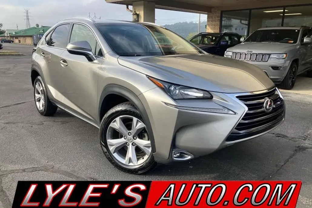 2017 Lexus NX 200t AWD photo 1