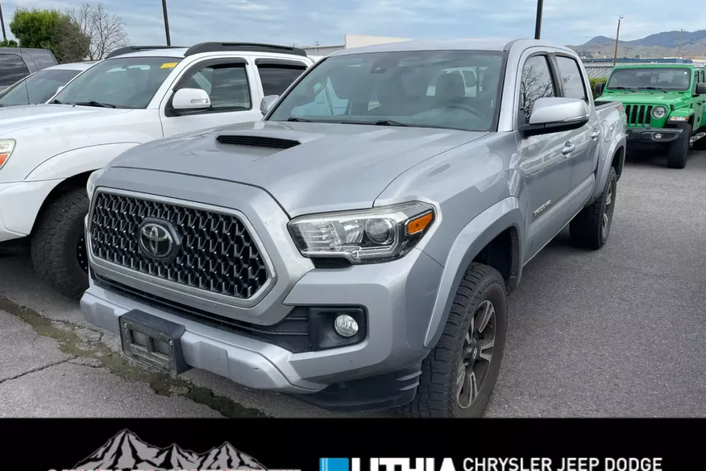2019 Toyota Tacoma TRD Sport V6 photo 1