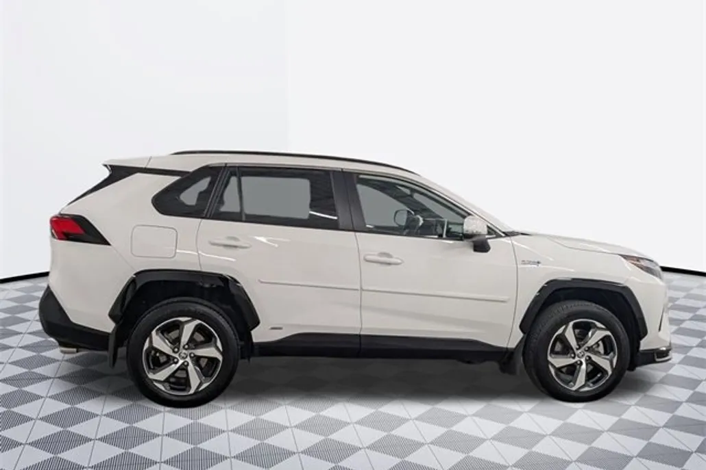 2024 Toyota RAV4 Prime SE Sport photo 1