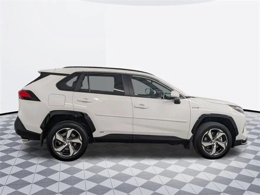 2024 Toyota RAV4 Prime SE Sport photo 1