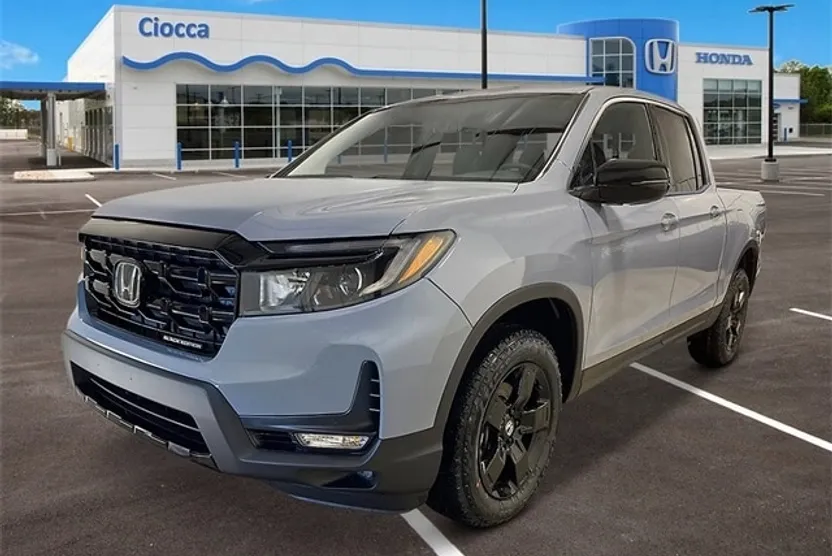 2026 Honda Ridgeline Black Edition photo 1