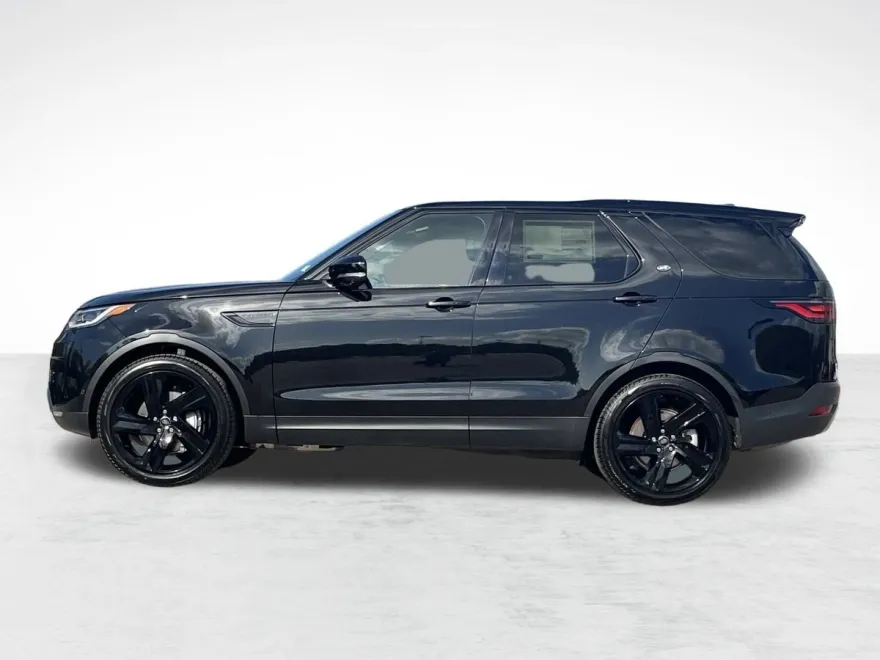 2025 Land Rover Discovery P300 S photo 1