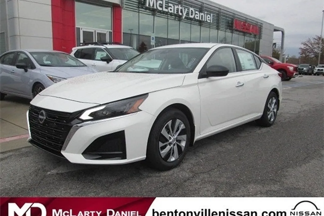 2025 Nissan Altima 2.5 S photo 1
