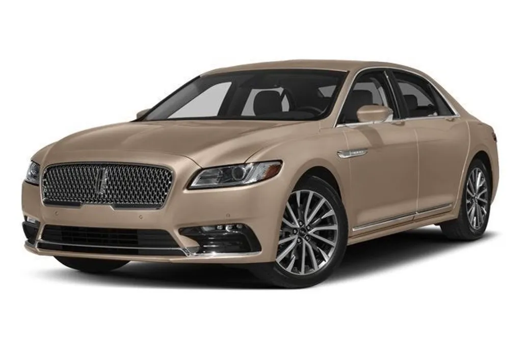 2017 Lincoln Continental Select photo 1