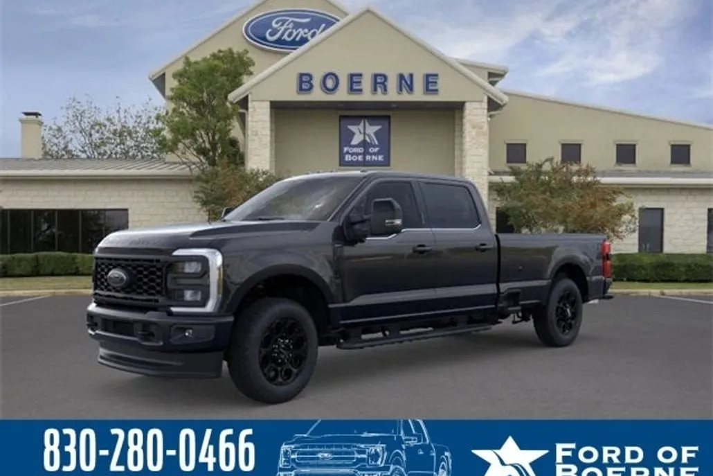 2025 Ford F-350 Lariat photo 1