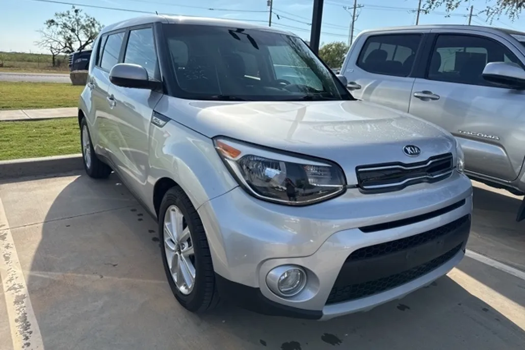 2019 Kia Soul Plus photo 1
