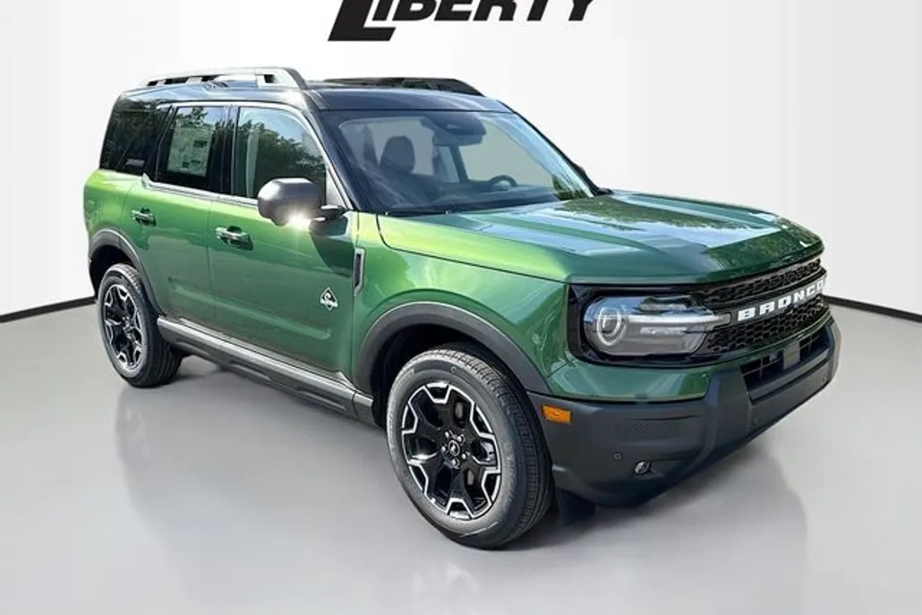 2025 Ford Bronco Sport Outer Banks photo 1