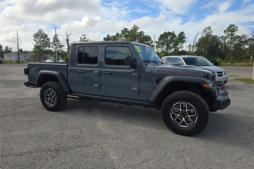 2025 Jeep Gladiator Rubicon photo 1