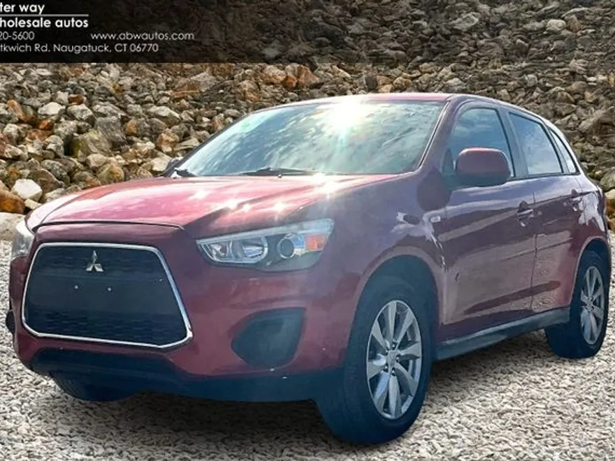 2015 Mitsubishi Outlander Sport ES photo 1