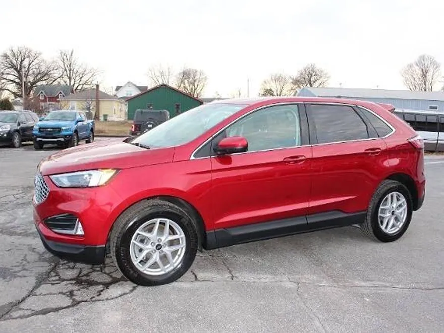 2023 Ford Edge SEL photo 1