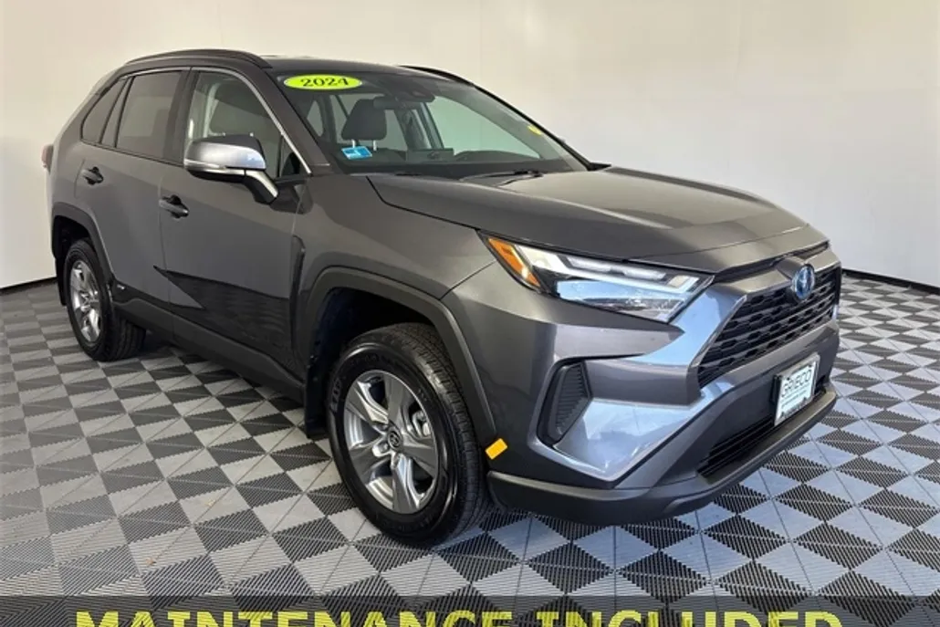 2024 Toyota RAV4 Hybrid XLE photo 1