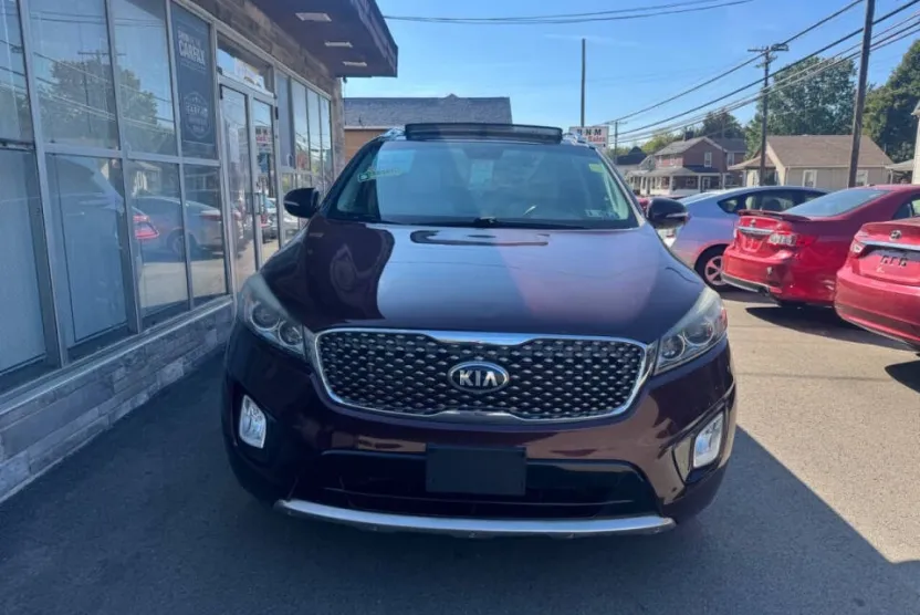 2017 Kia Sorento SX V6 photo 1