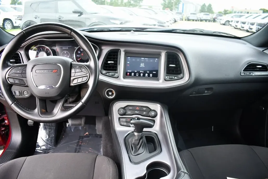 2023 Dodge Challenger GT photo 1