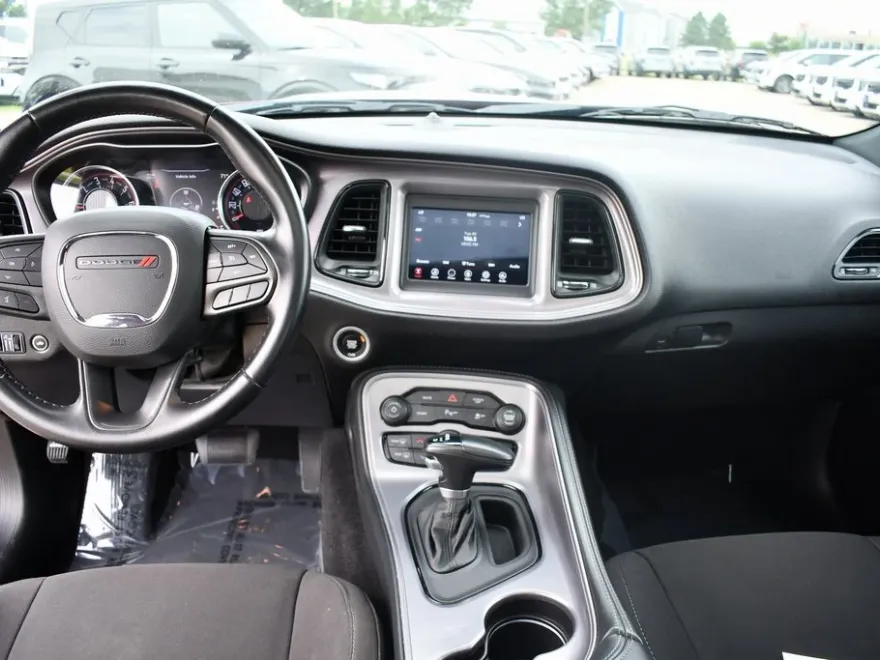 2023 Dodge Challenger GT photo 1