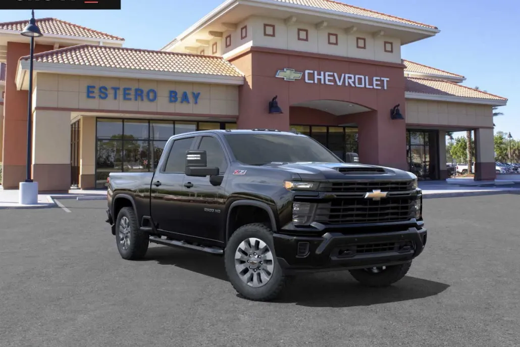 2025 Chevrolet Silverado 2500HD Custom photo 1