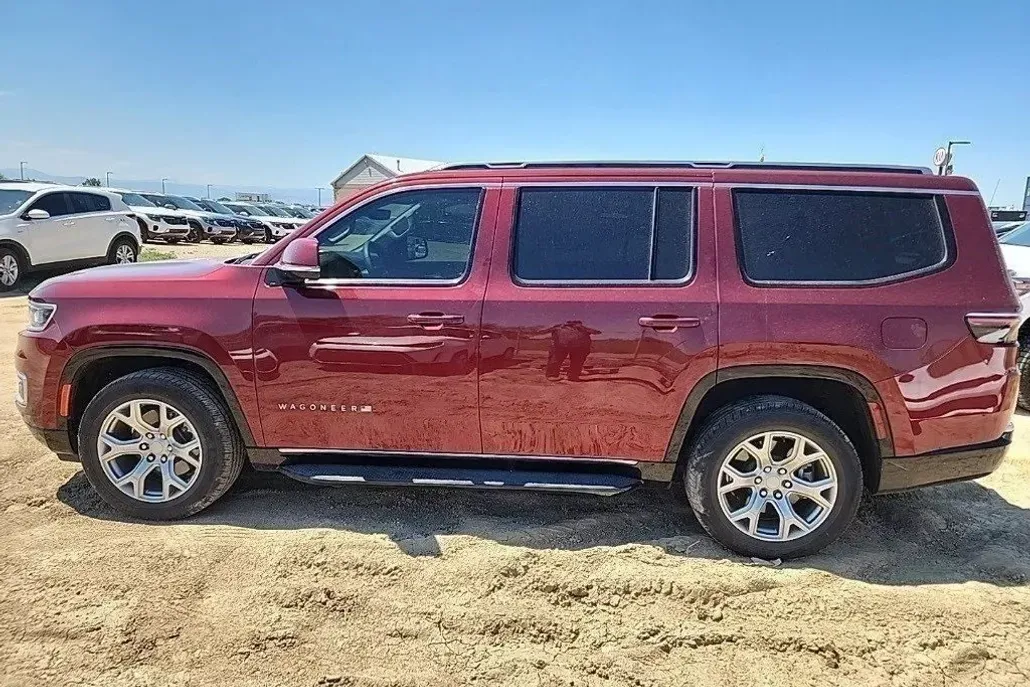 2022 Jeep Wagoneer Series II photo 1