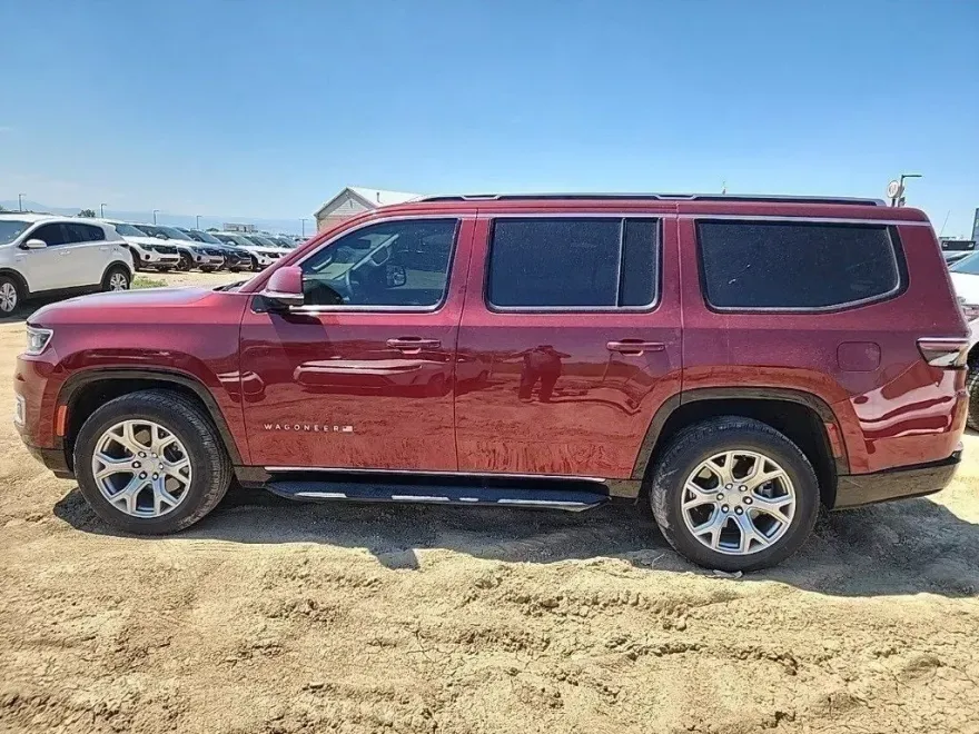 2022 Jeep Wagoneer Series II photo 1