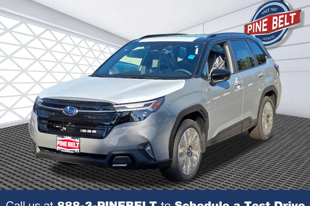 2025 Subaru Forester Touring photo 1