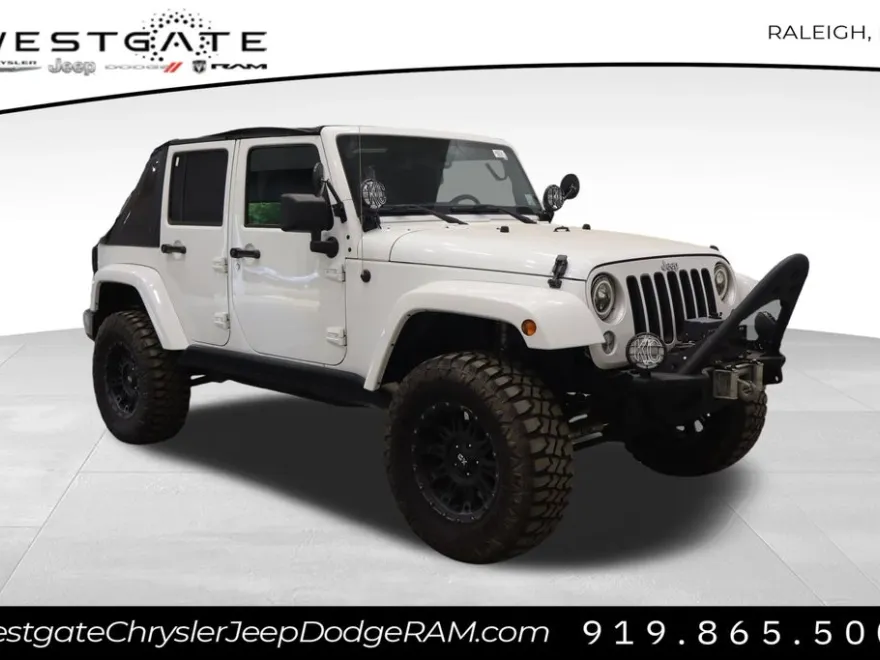 2016 Jeep Wrangler Unlimited Sahara photo 1