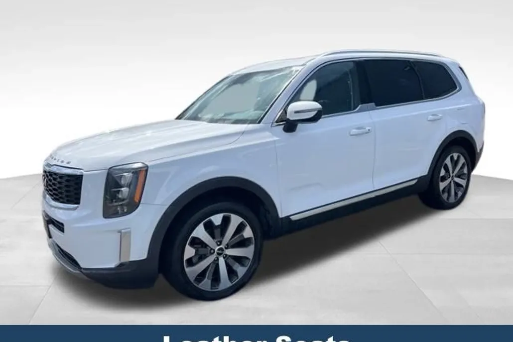 2022 Kia Telluride EX photo 1