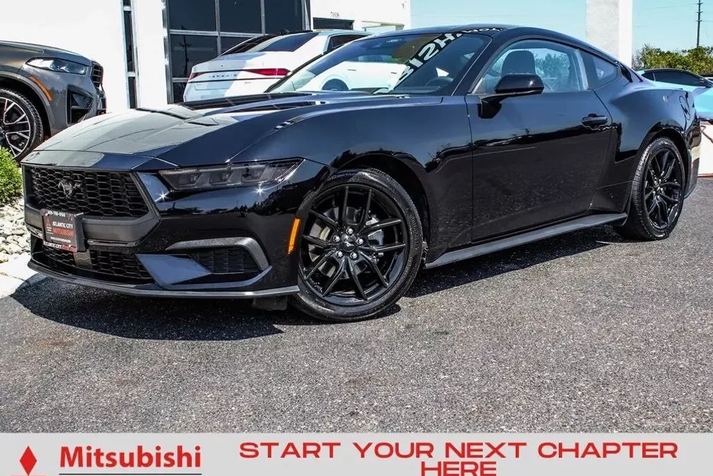 2025 Ford Mustang EcoBoost photo 1