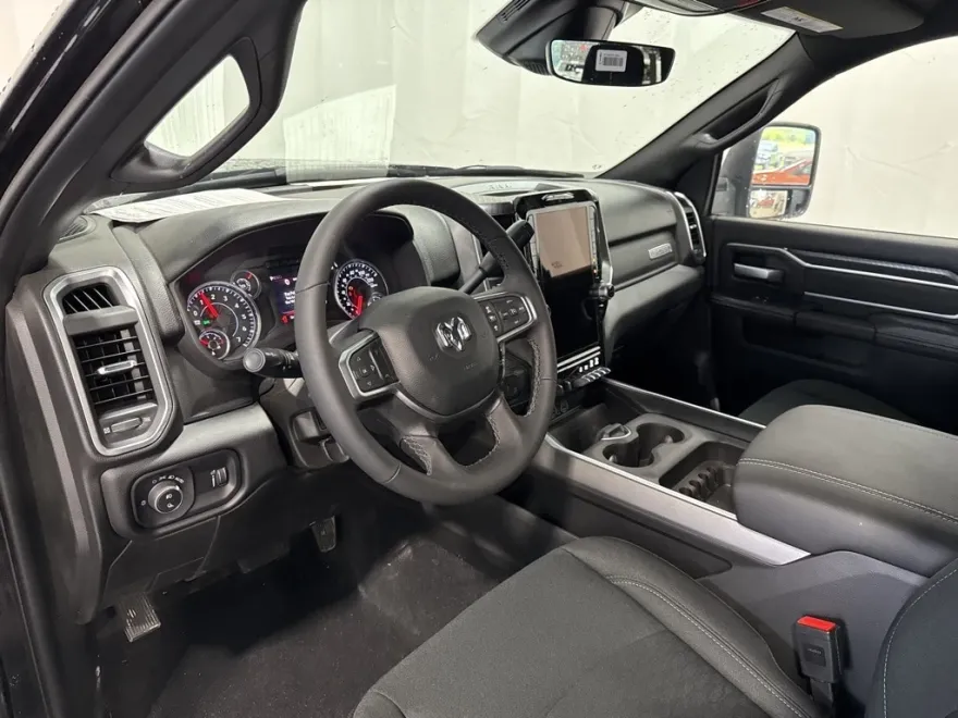 2025 Ram 2500 Big Horn photo 1