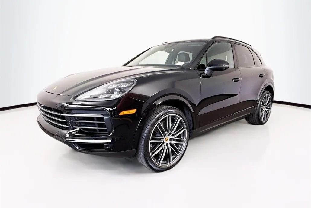 2022 Porsche Cayenne S Platinum Edition photo 1