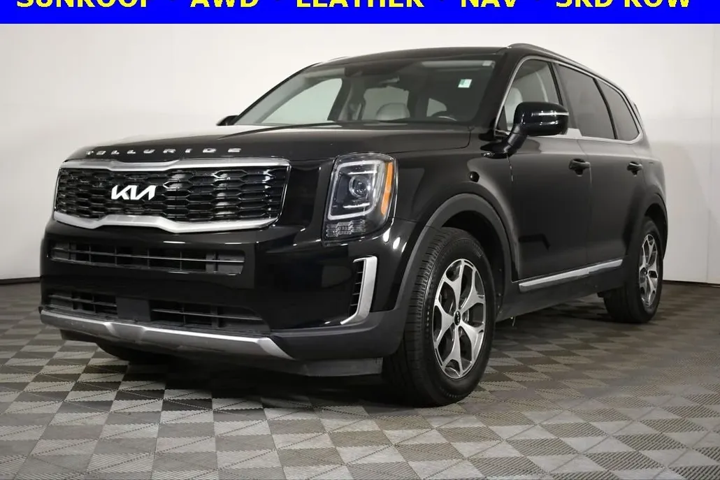 2022 Kia Telluride EX photo 1
