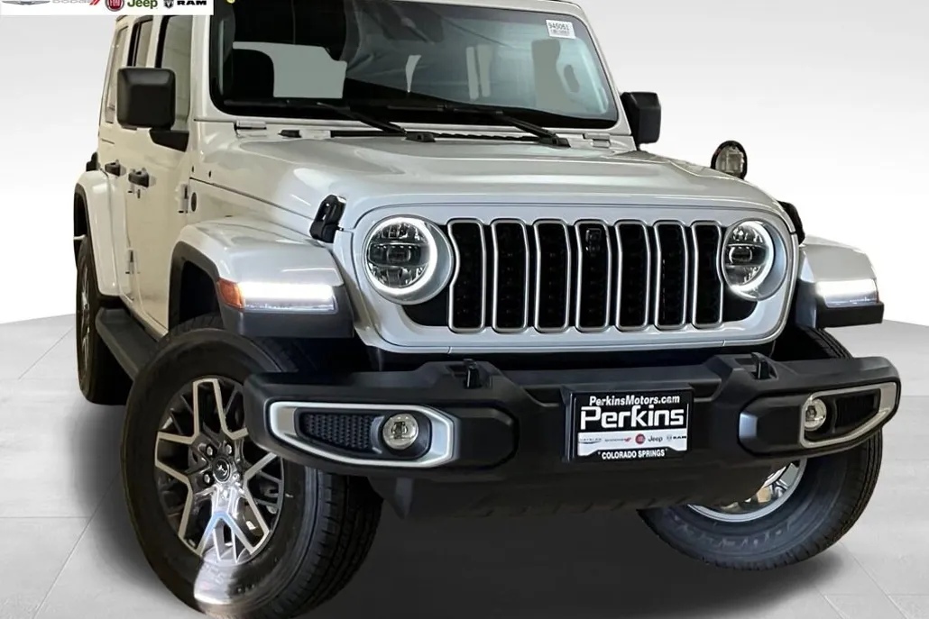 2025 Jeep Wrangler Sahara photo 1
