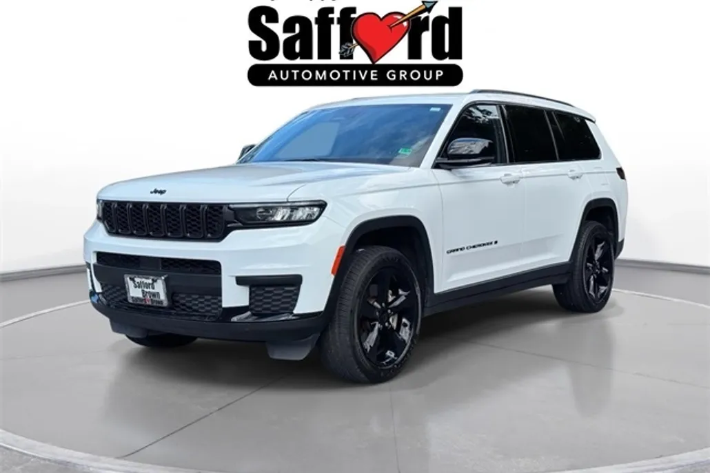 2023 Jeep Grand Cherokee Altitude photo 1