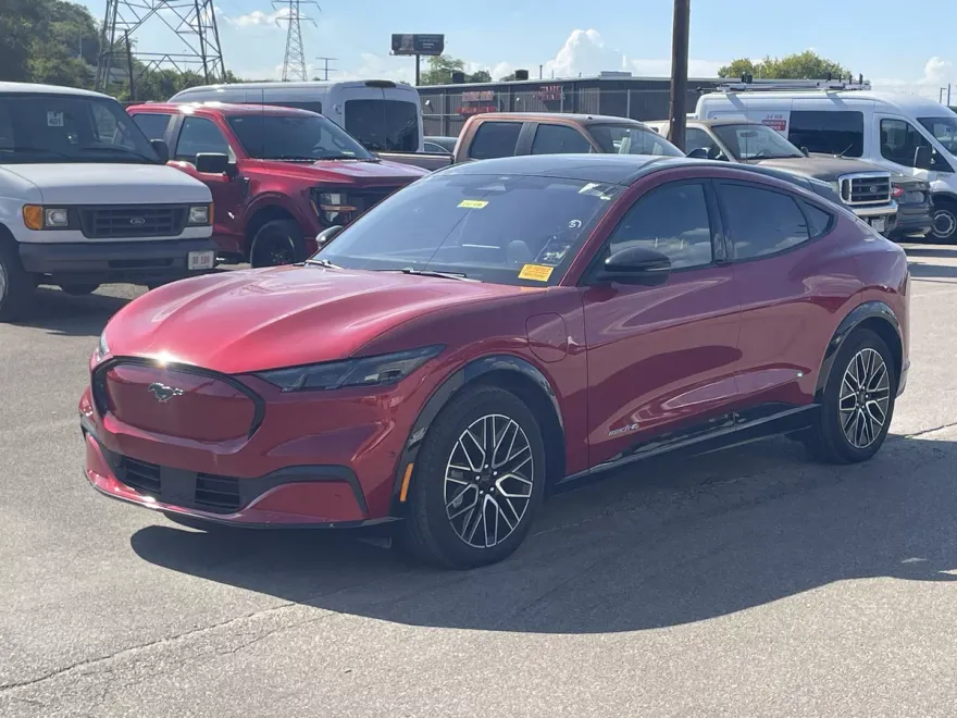 2024 Ford Mustang Mach-E Premium photo 1