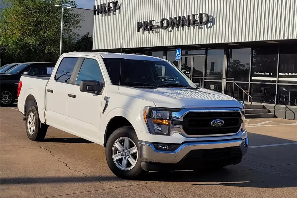 2023 Ford F-150 XLT photo 1