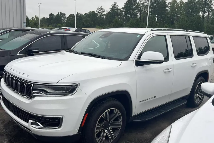 2022 Jeep Wagoneer Series III photo 1
