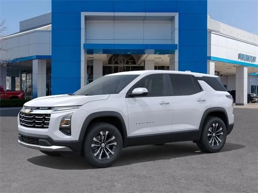 2026 Chevrolet Equinox LT photo 1