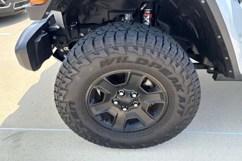 2022 Jeep Gladiator Mojave photo 1