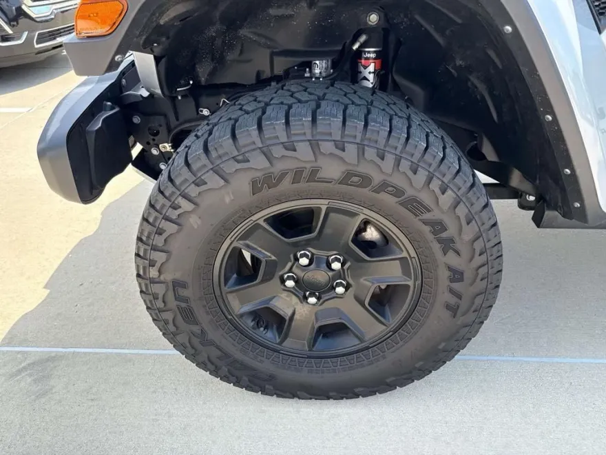 2022 Jeep Gladiator Mojave photo 1
