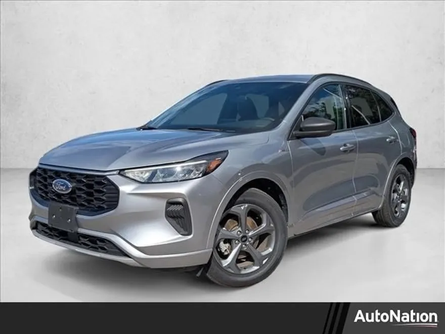 2024 Ford Escape ST-Line photo 1