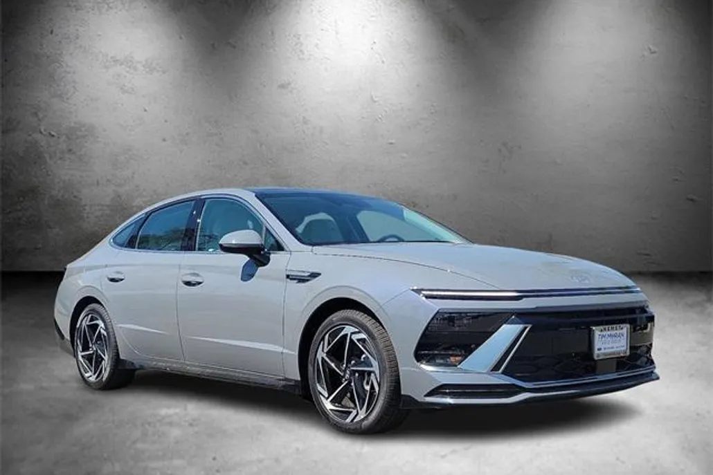 2025 Hyundai Sonata SEL Convenience photo 1