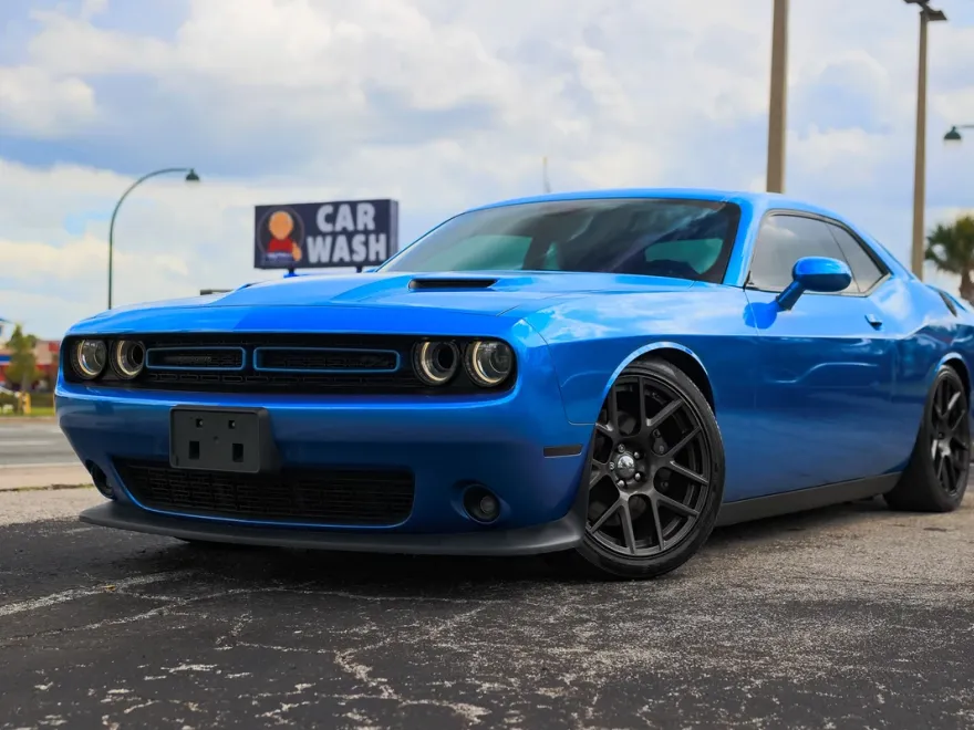 2016 Dodge Challenger R/T Scat Pack photo 1