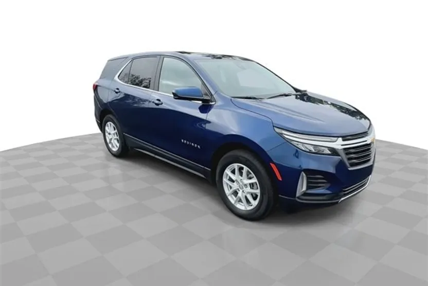 2022 Chevrolet Equinox LT photo 1