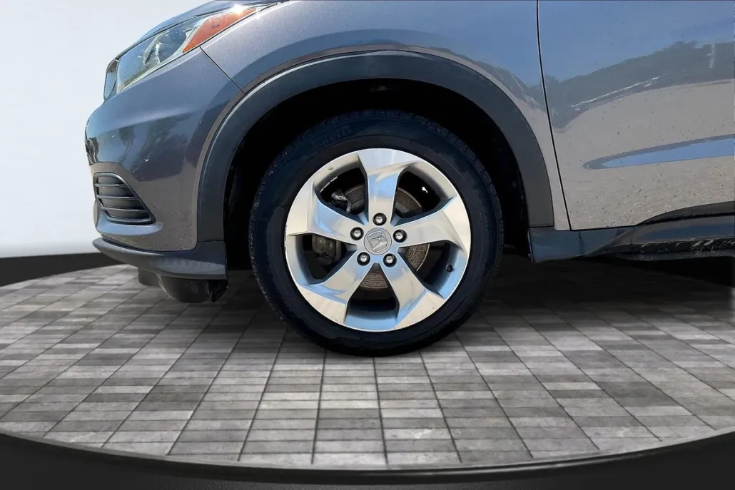 2019 Honda HR-V LX photo 1