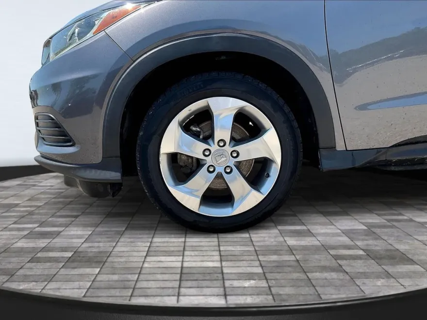 2019 Honda HR-V LX photo 1