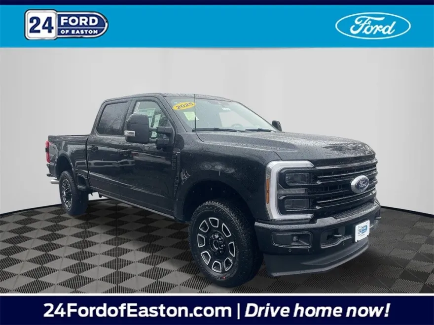 2025 Ford F-350 Platinum photo 1